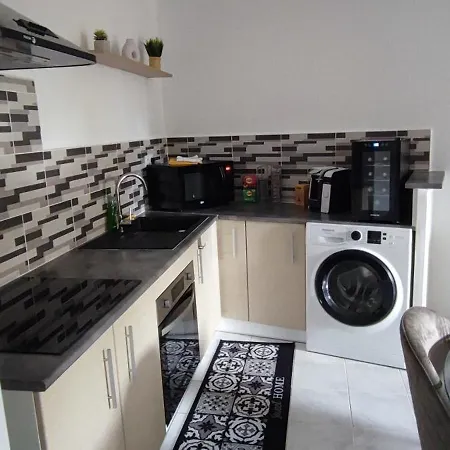 Charmante Maison Καρκασόν